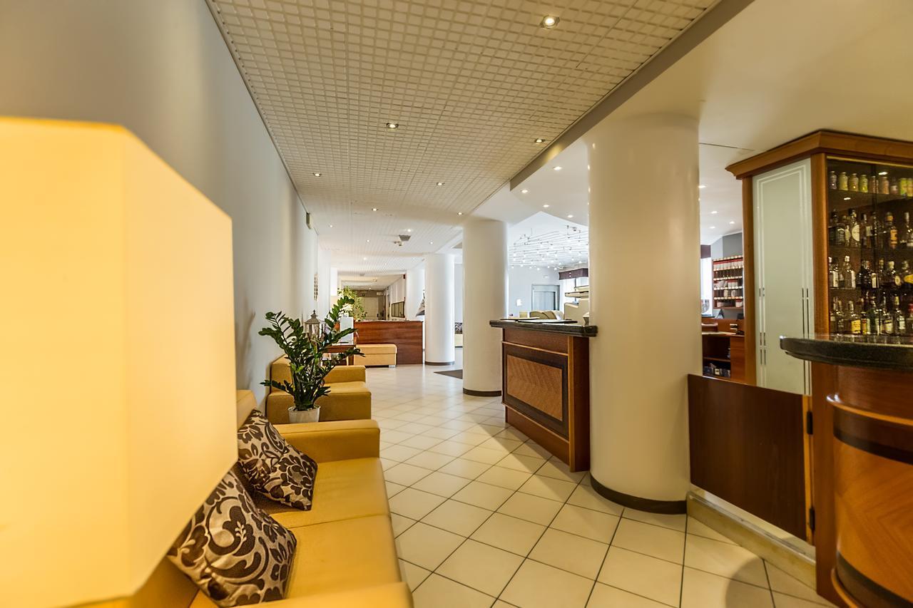 Una Hotels أُكْيوبيلّو المظهر الخارجي الصورة