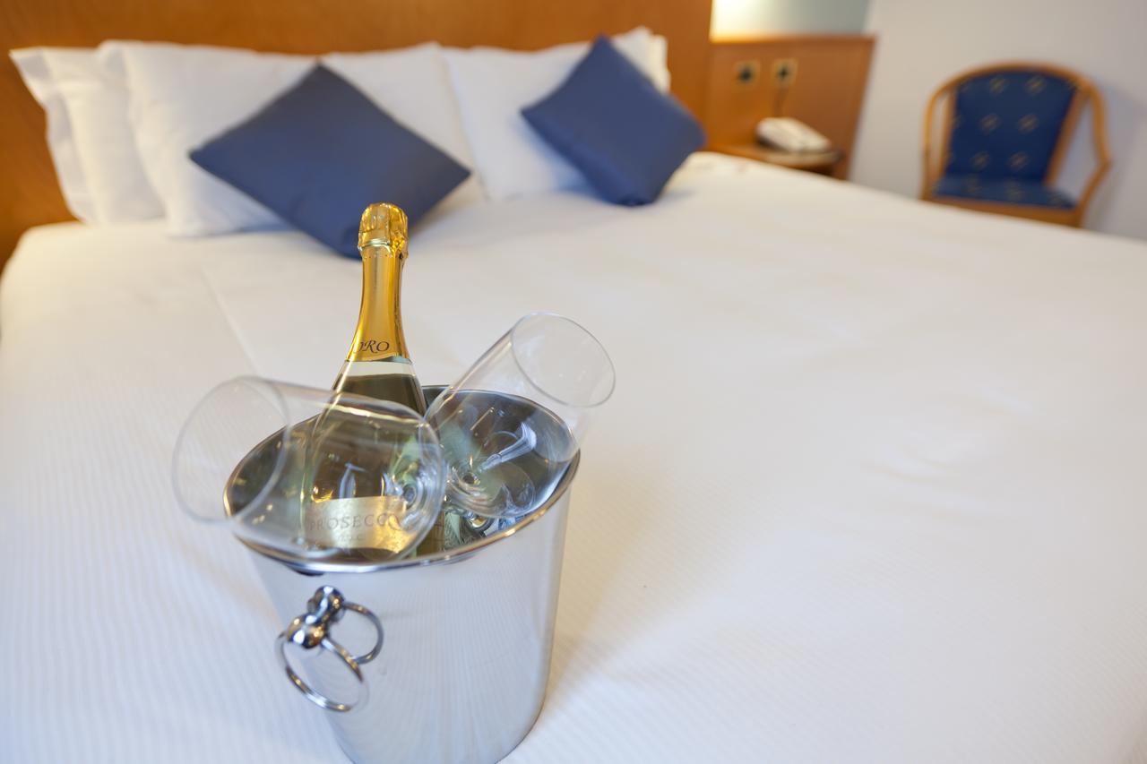 Una Hotels أُكْيوبيلّو المظهر الخارجي الصورة