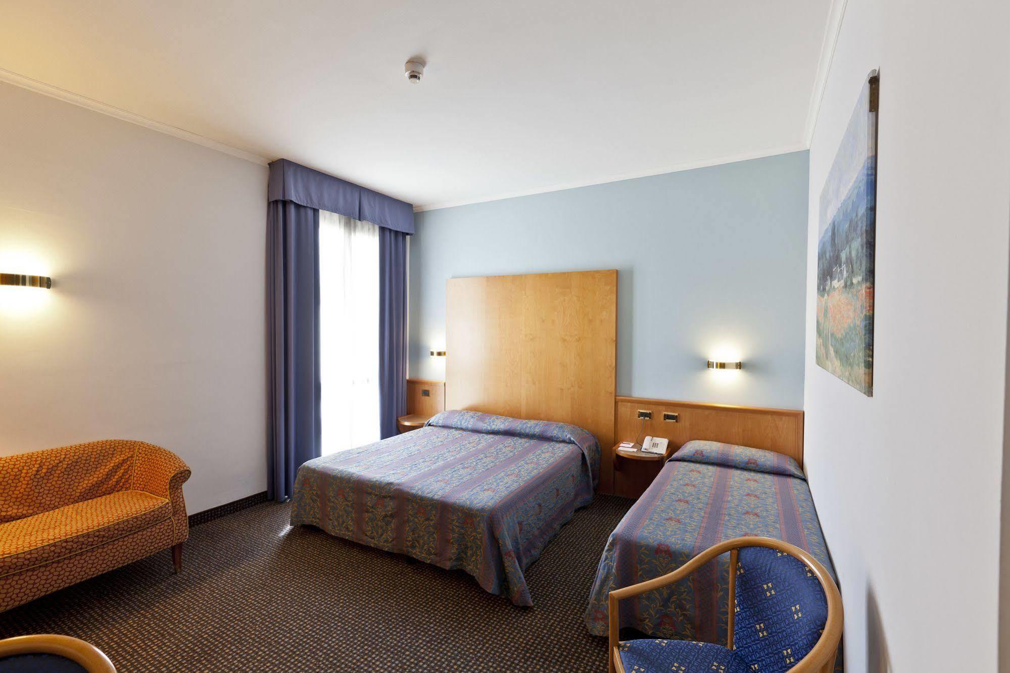 Una Hotels أُكْيوبيلّو المظهر الخارجي الصورة
