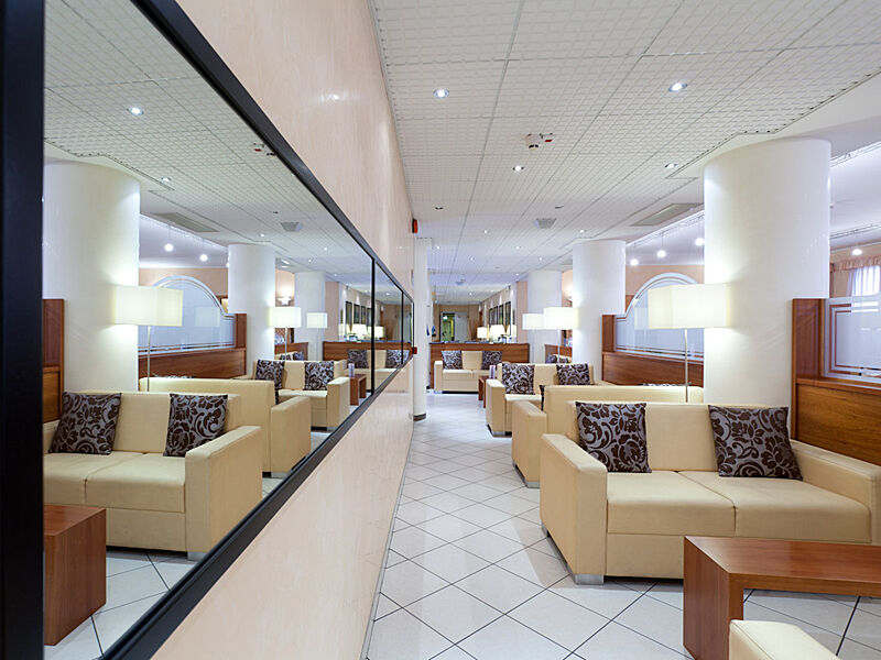 Una Hotels أُكْيوبيلّو المظهر الخارجي الصورة